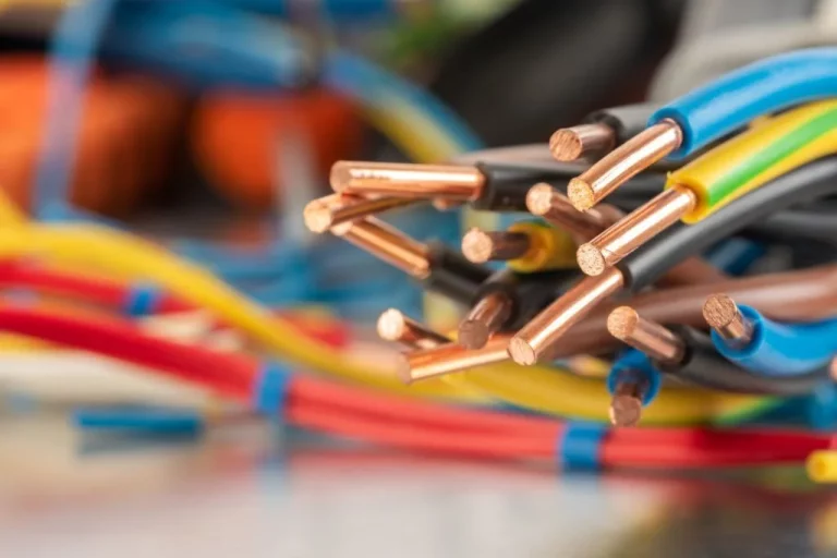 Compra venta de material eléctrico por cierre de negocio 7 Compra venta de material eléctrico por cierre de negocio