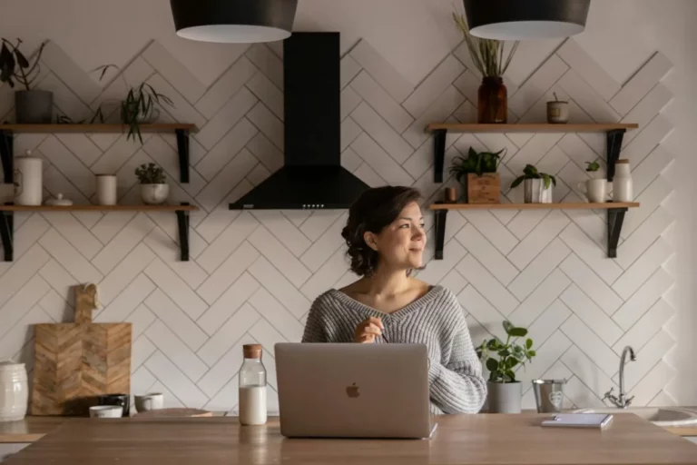 ¿Cierran las tiendas online por culpa de los marketplaces? La enorme competencia de Amazon y otros 8 Cierre de tiendas online por culpa de los marketplace