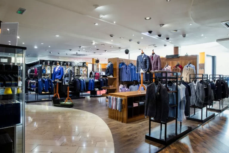 12 ideas para organizar una tienda - Mercancía, estanterías e iluminación 10 organizar una tienda Mercancía estanterías e iluminación