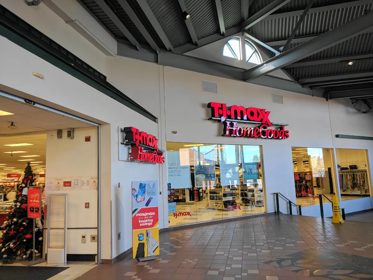 ejemplo tienda outlet tj maxx