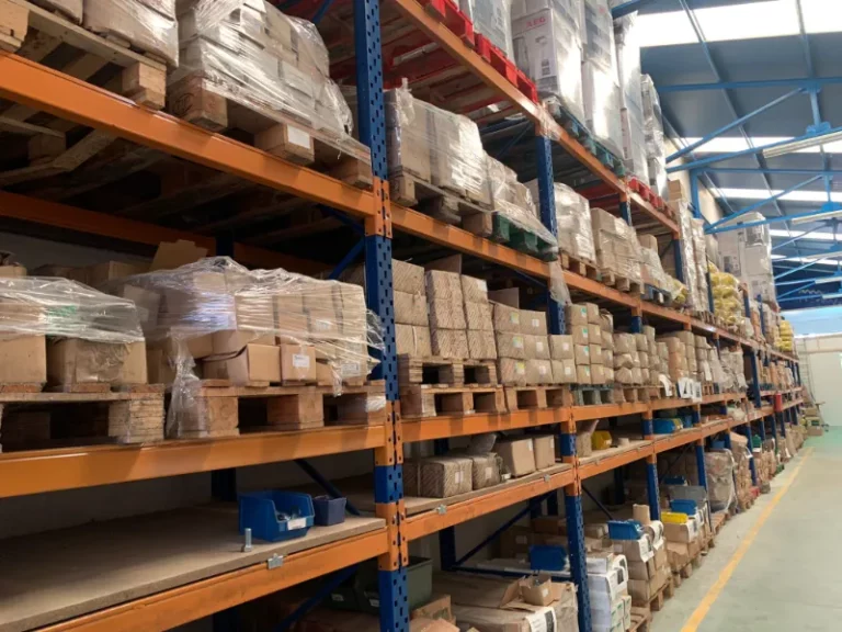 Lote de tornilleria industrial