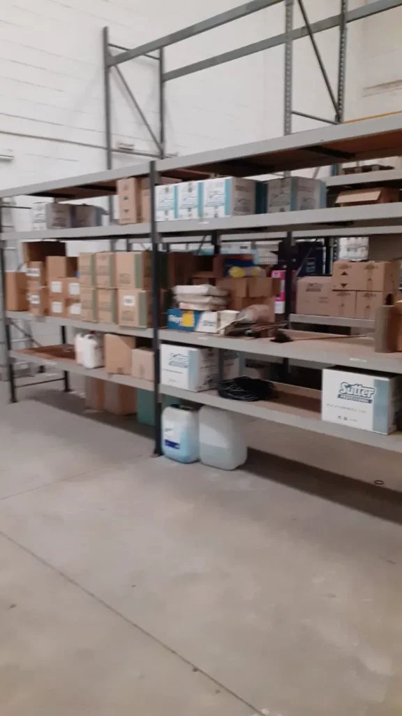 Lote variado de material de limpieza