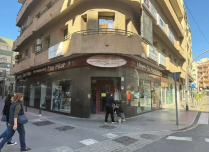 Perfumeria Drogueria En Granada (9) 
