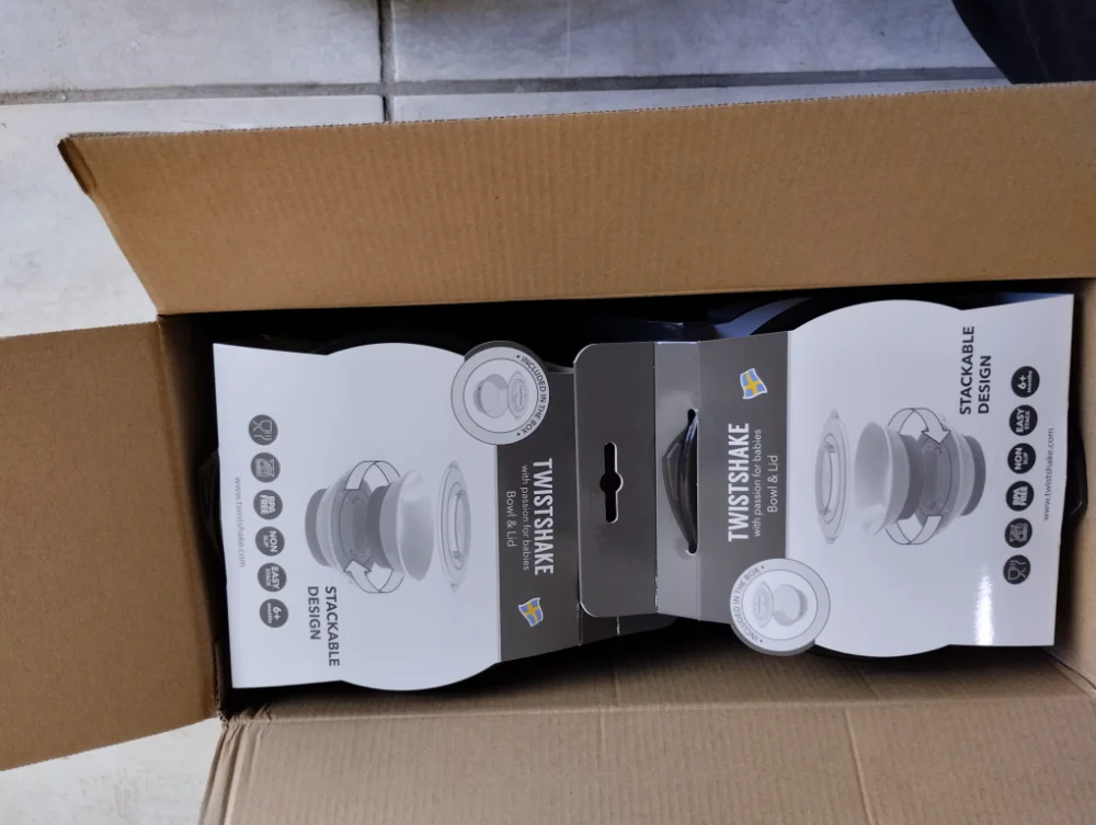 Bowl And Lid Fits Suction Mat 2.webp